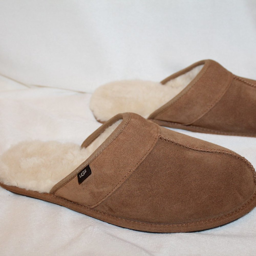 NIB UGG MEN'S SUEDE SHEARLING SCUFF SLIP ON SLIPPERS CHESTNUT - Picture 2 of 9